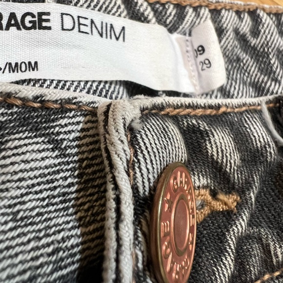Garage Denim Mom Jeans -Size 9/29 - Picture 5 of 6